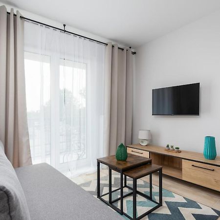 Sunny Apartments With Parking & Balcony Luzycka By Noclegi Renters Swinoujscie Dış mekan fotoğraf